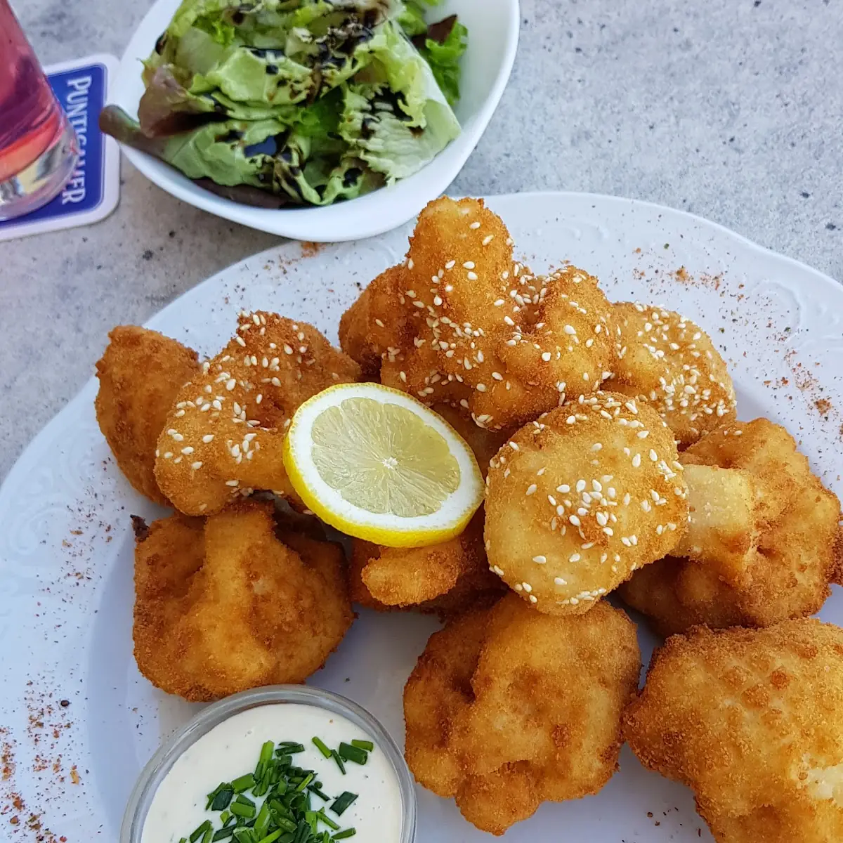 Karfiol Gebacken Gemischter Salat