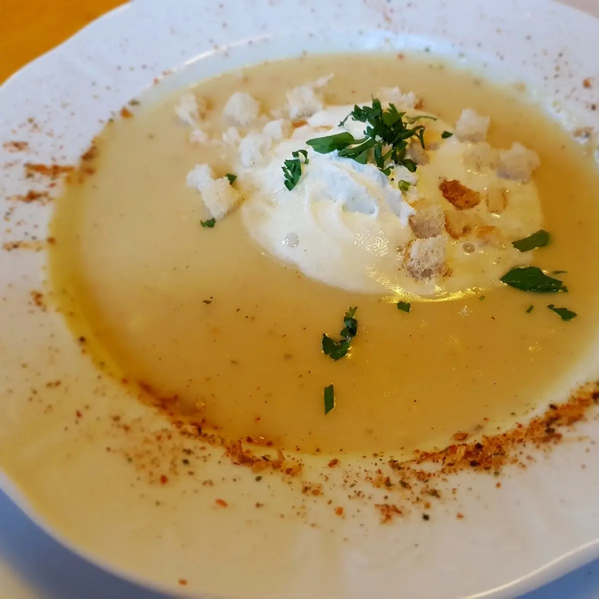 Knoblauchcremesuppe