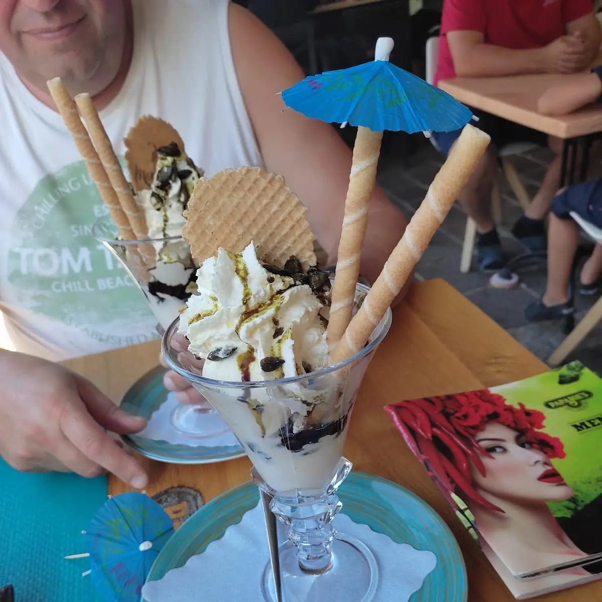 Steirische Eisbecher