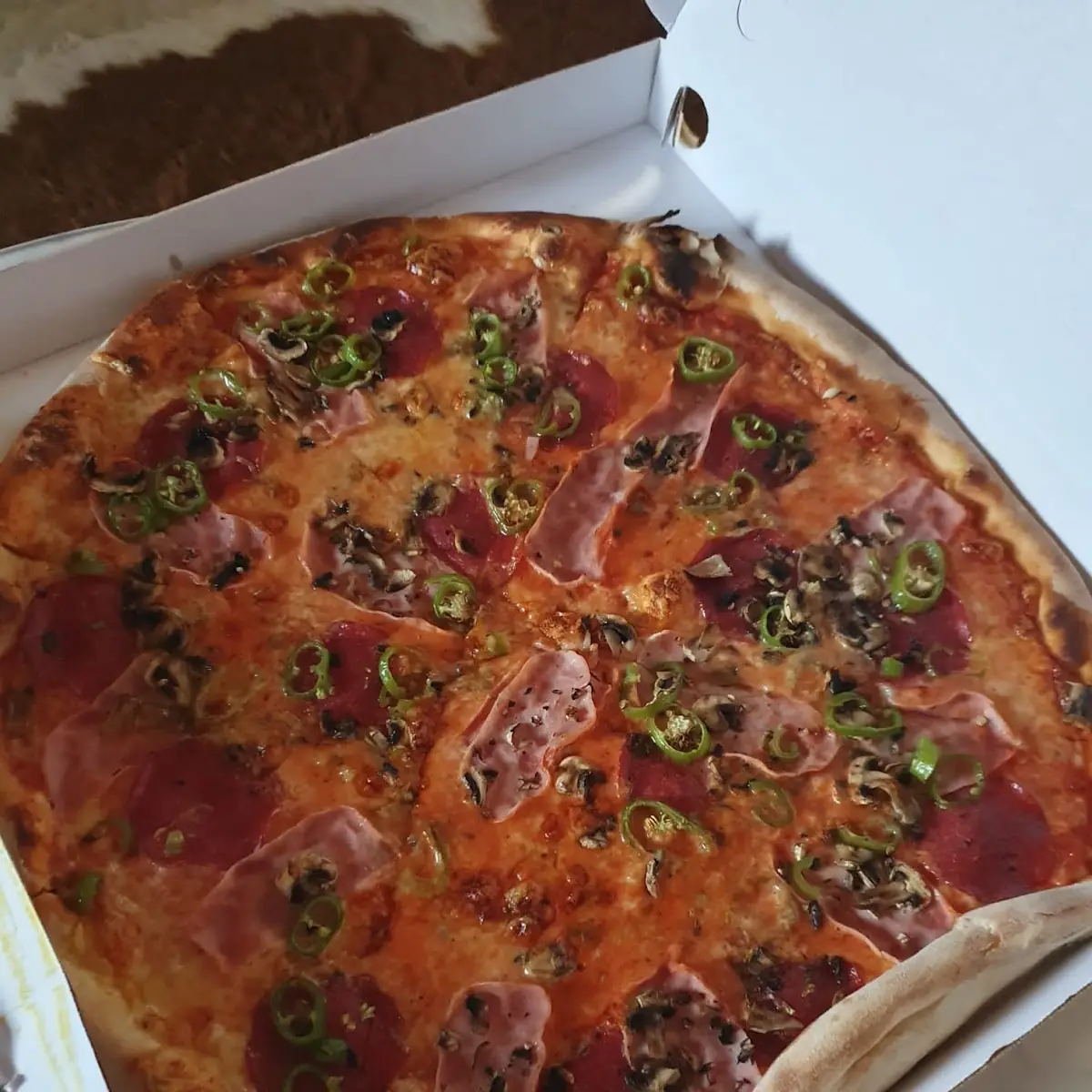 Familienpizza Petrocelli