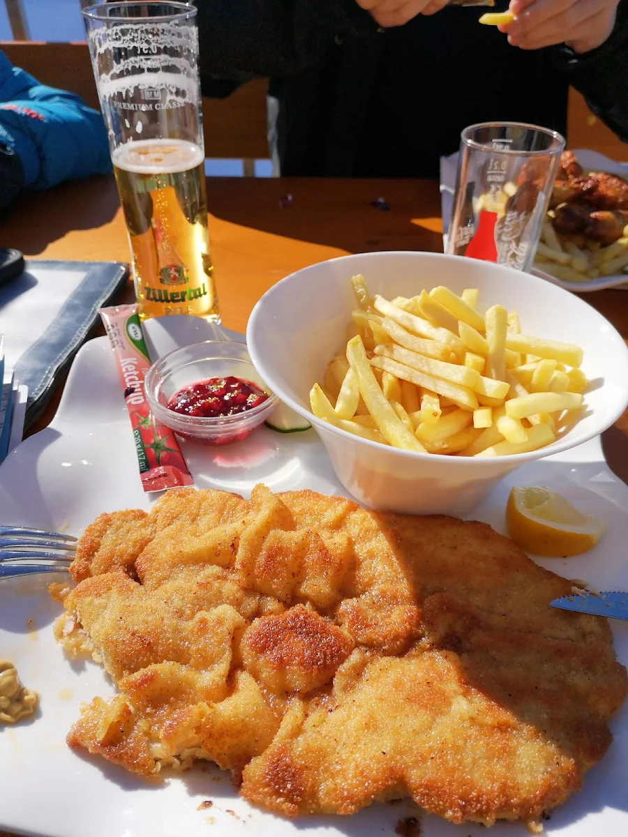 Wiener Schnitzel Mit Pommes Frites