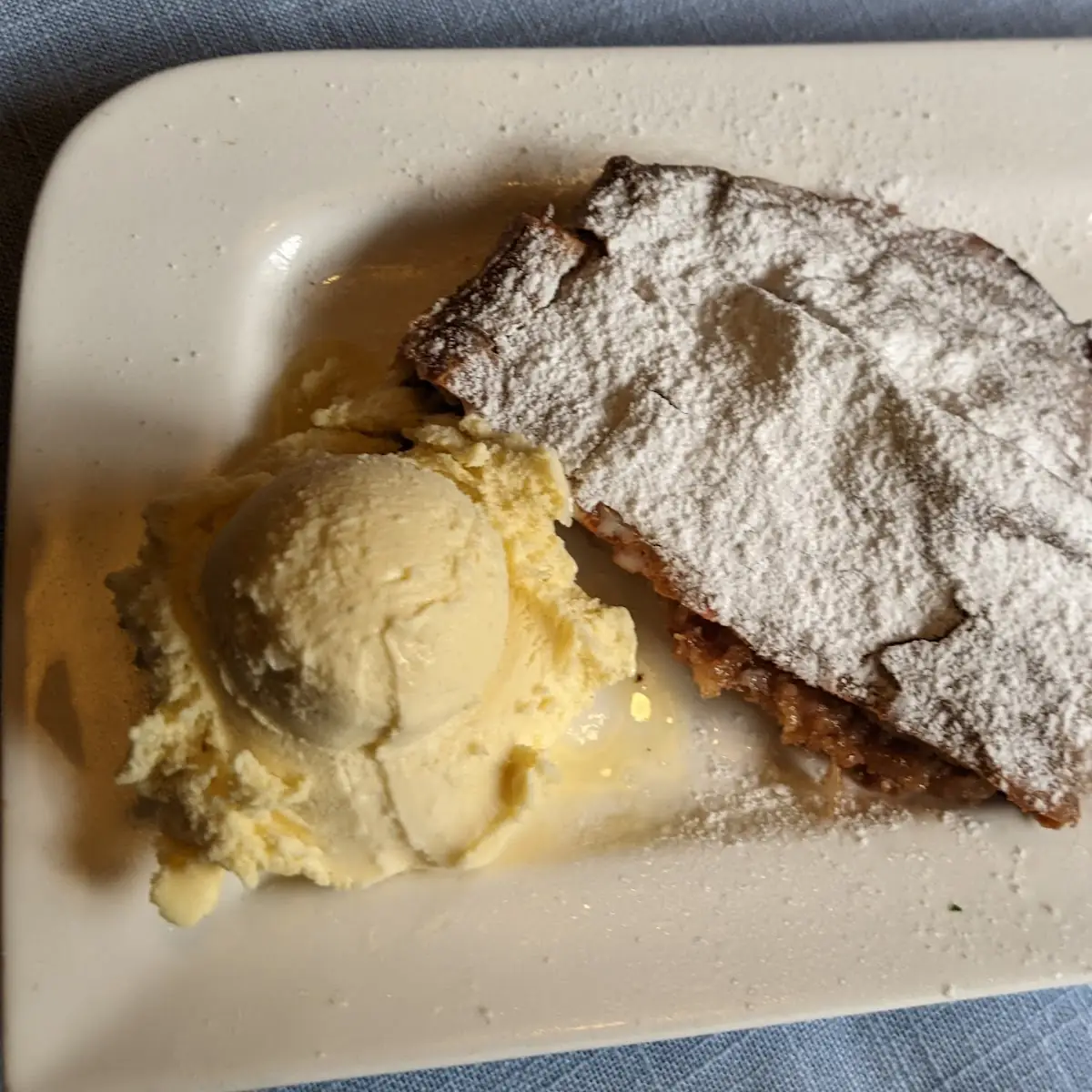 Apfelstrudel