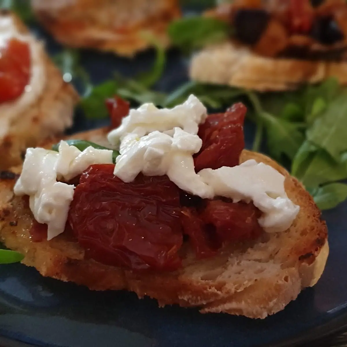 Misto Di Bruschette Ai Sapori Del Italia