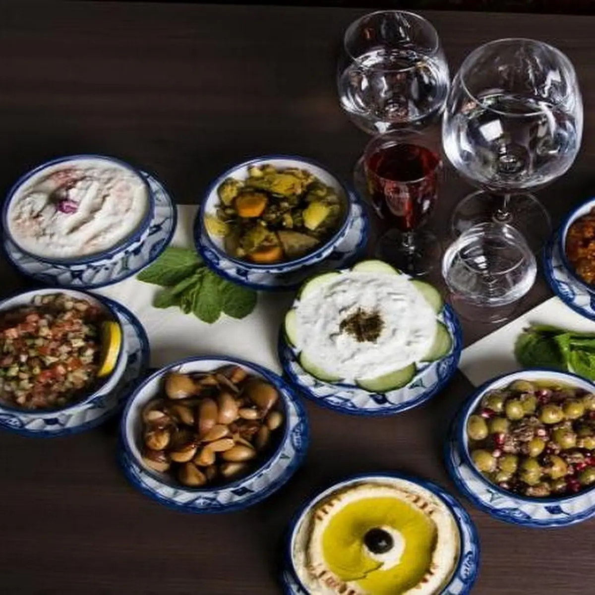 Makhsos Plate