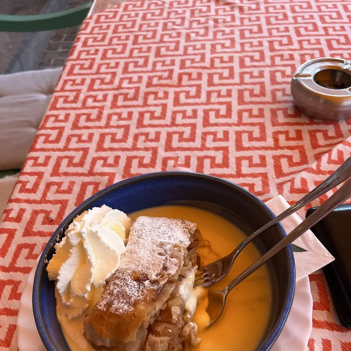 Apfelstrudel Mit Vanillesoße