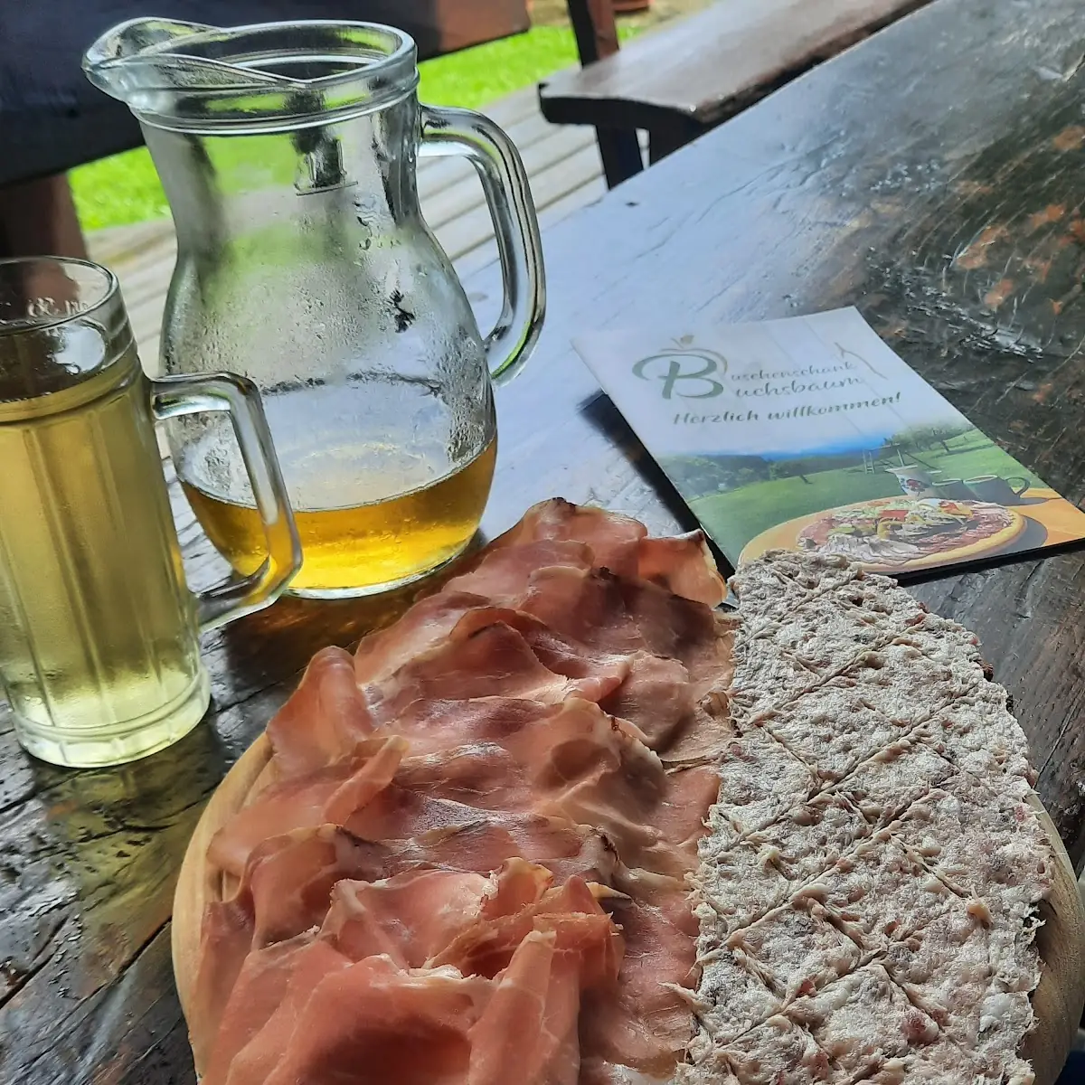 Rohschinken-und Verhackertbrot