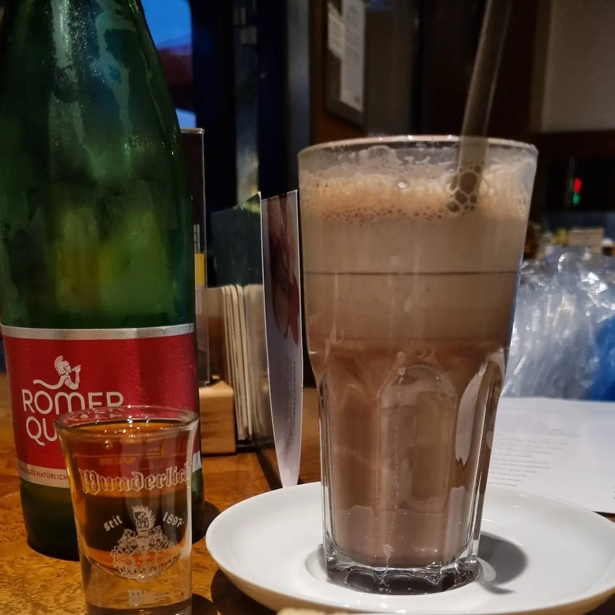 Apfelstrudel Heiße Schokolade Mit Rum