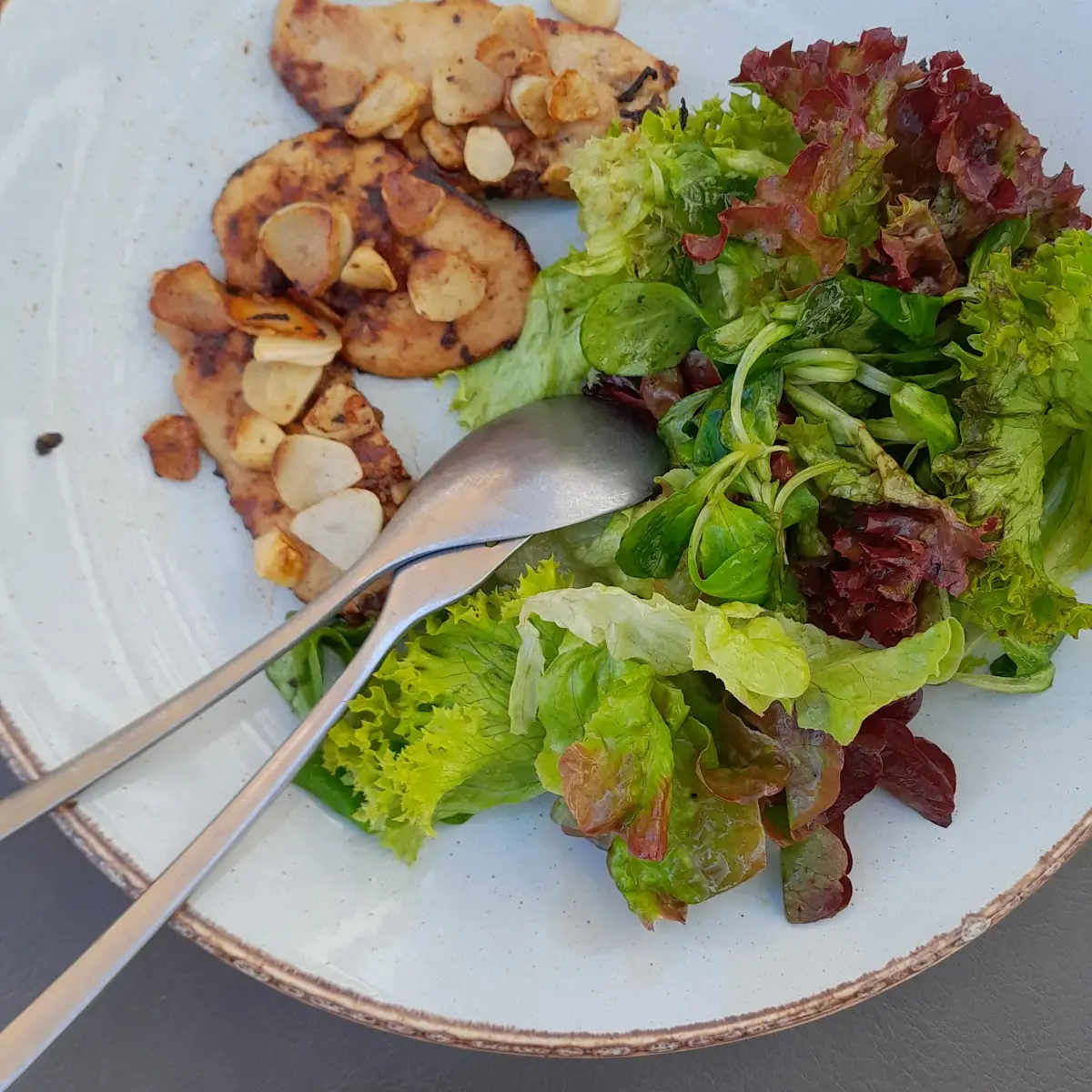 Stierhoden Natur Auf Blattsalat