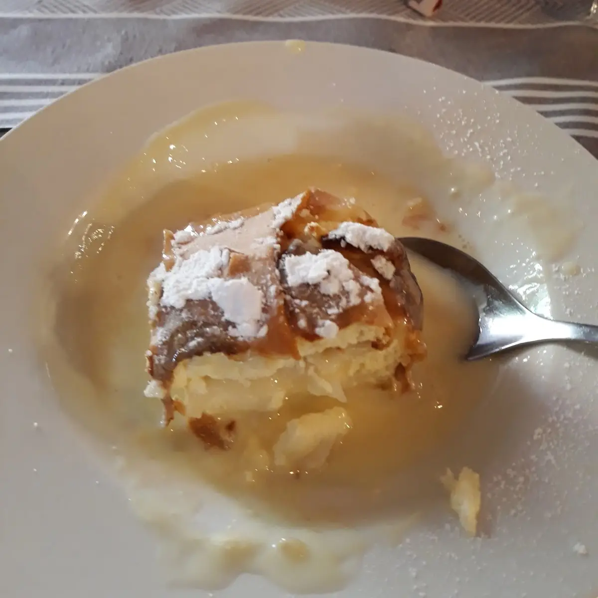Topfenstrudel Mit Vanillesoße