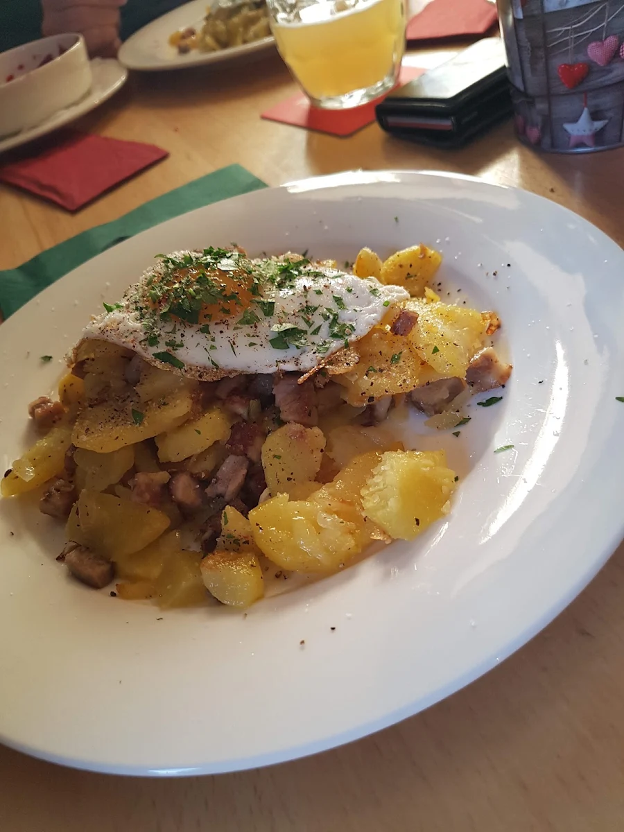 Erdäpfelgröstel