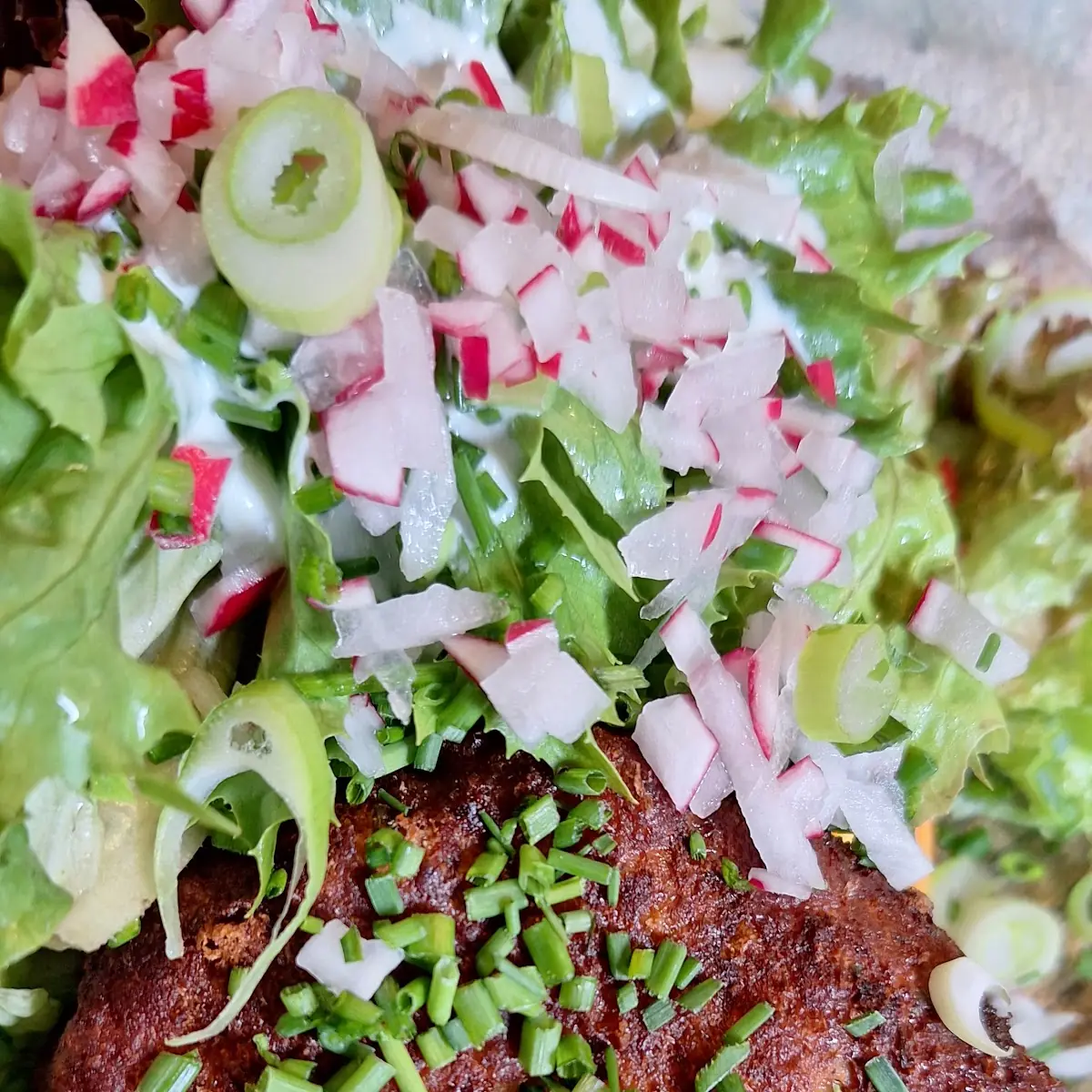 Kasknödel Mit Salat