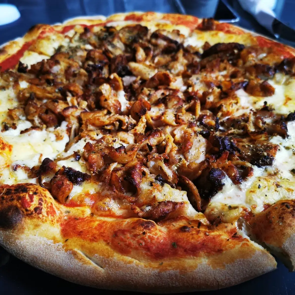 Kebap Pizza