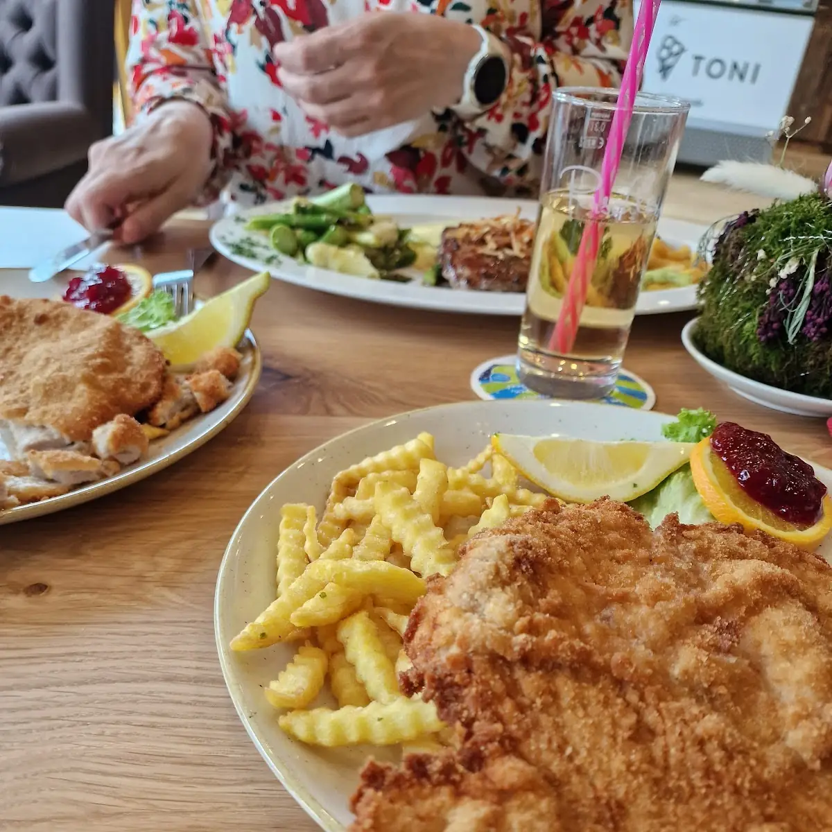 Wiener Schnitzel Lieferung 1 Portion