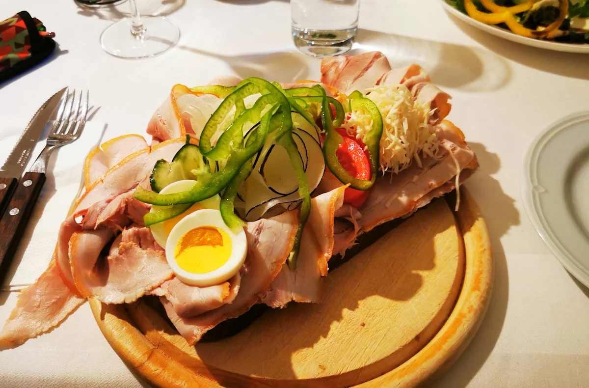 Brüstlbrot