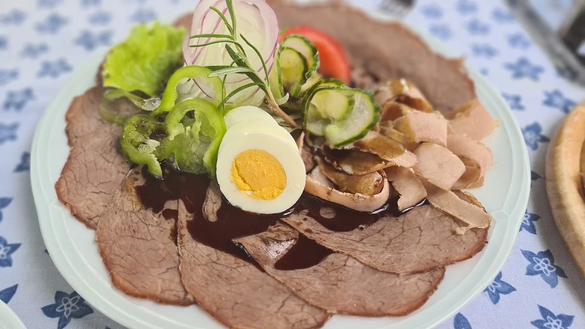 Saures Rindfleisch