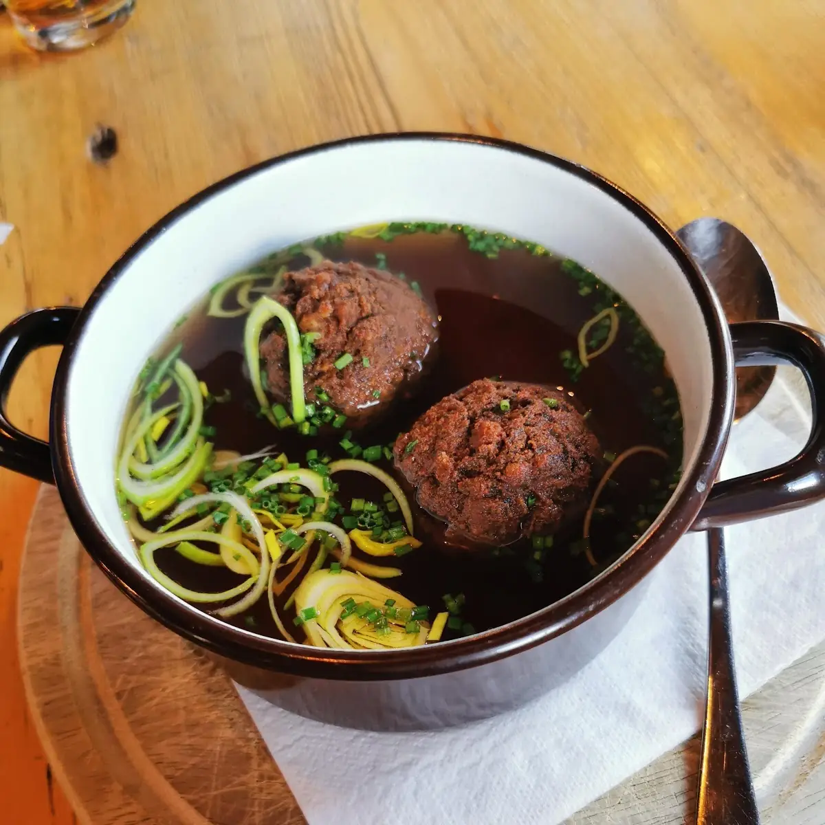 Leberknödelsuppe
