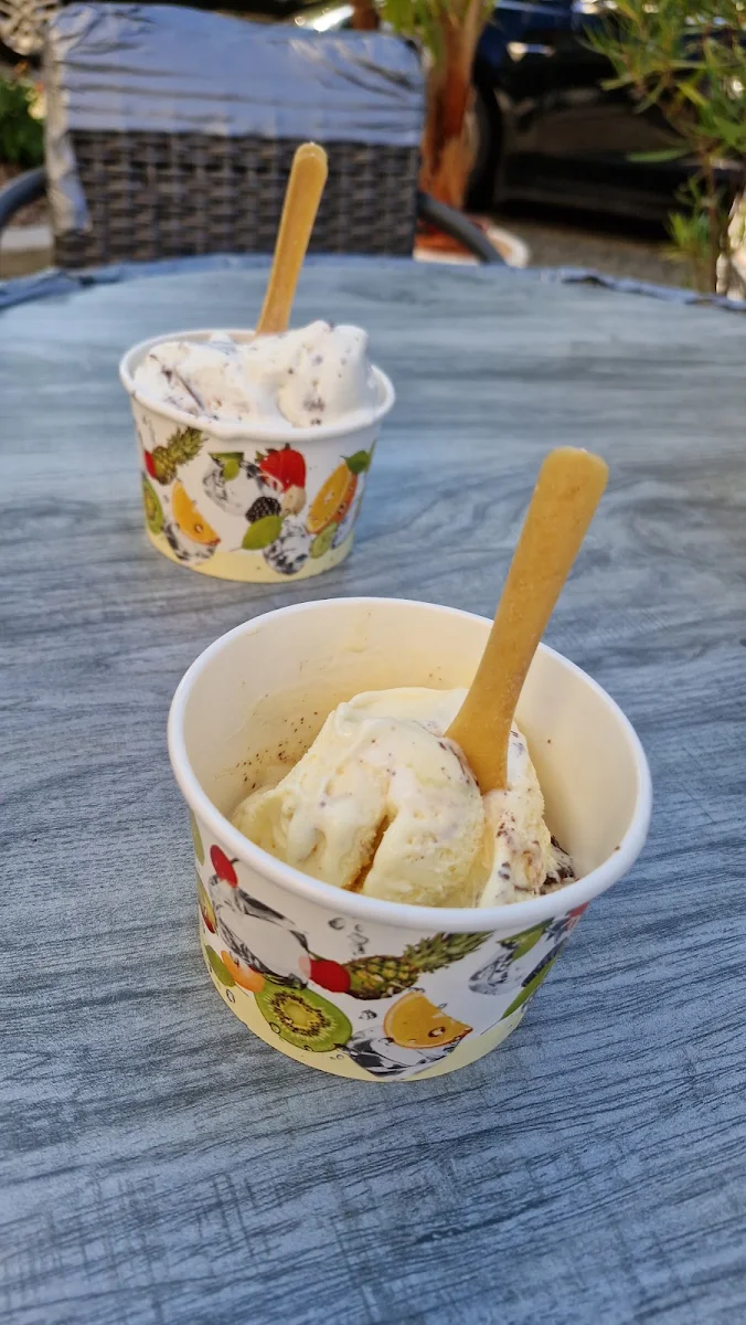 Eis Im Becher