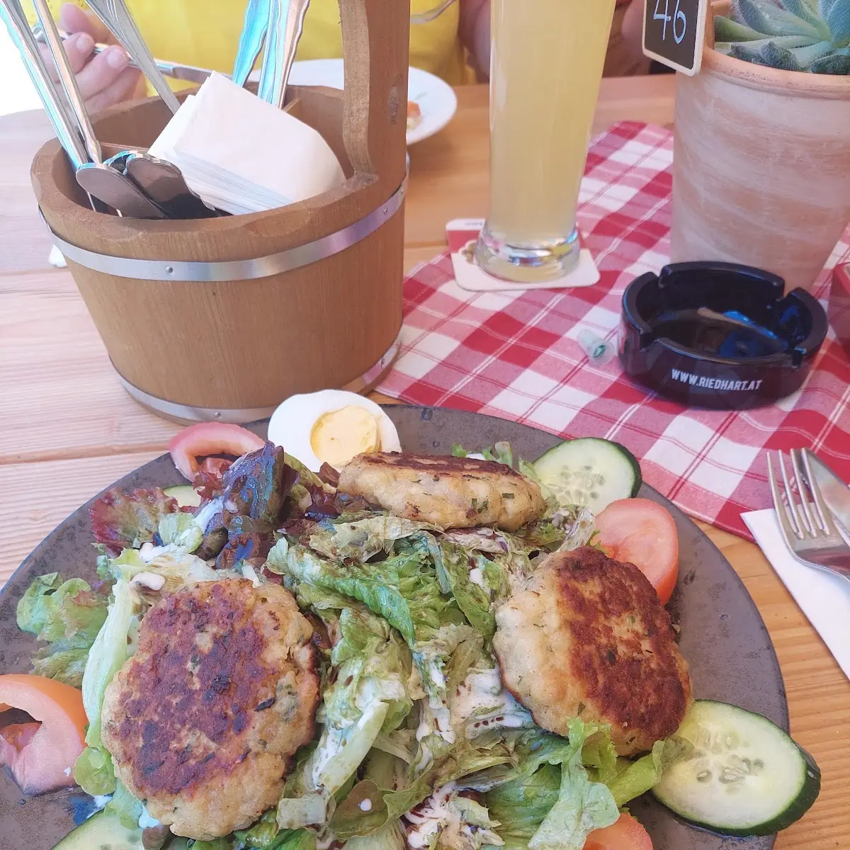 Salat Mit Kaspressknödeln