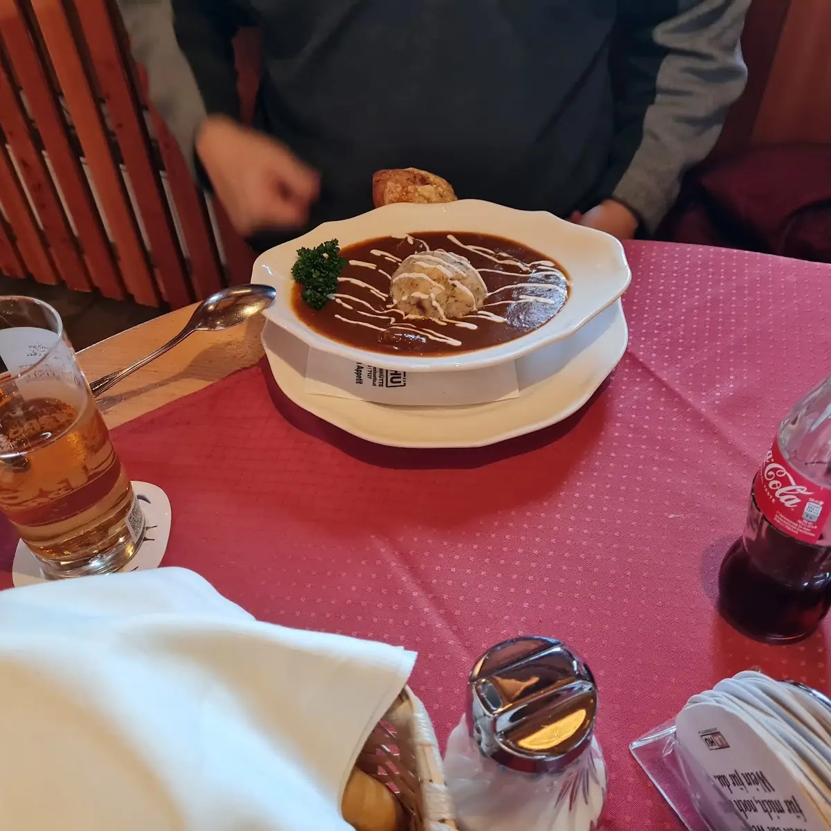 Gulasch Mit Knödel