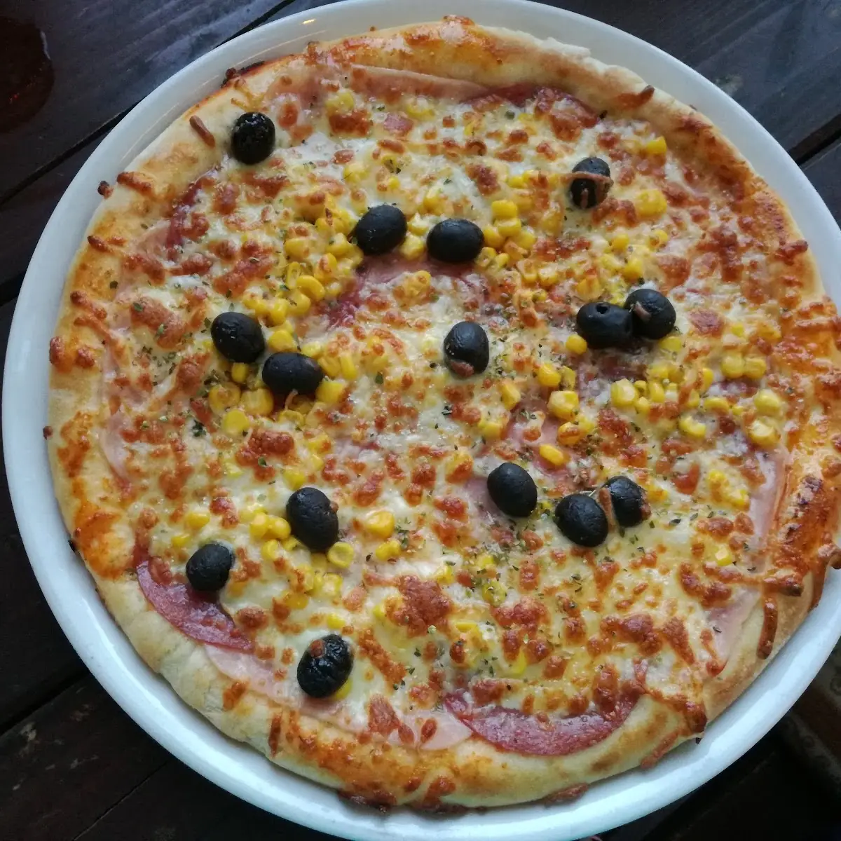 Pizza Mit Oliven
