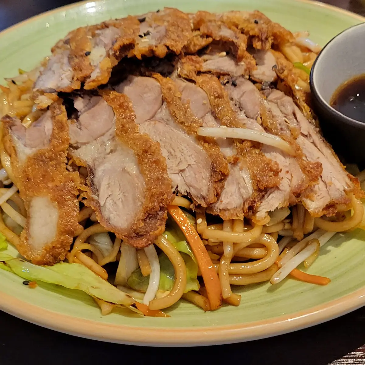Nudeln Mit Knusprigem Hühnerfleisch