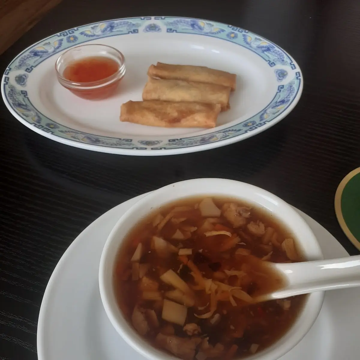 Pikant-säuerliche Suppe Scharf