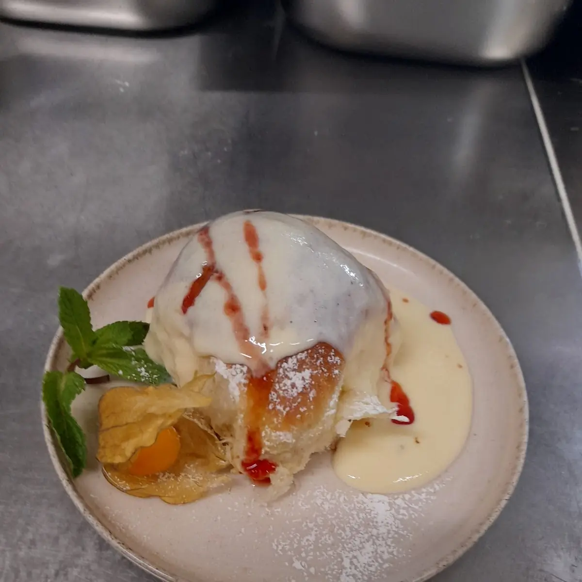 Marille Buchteln Mit Vanillesauce