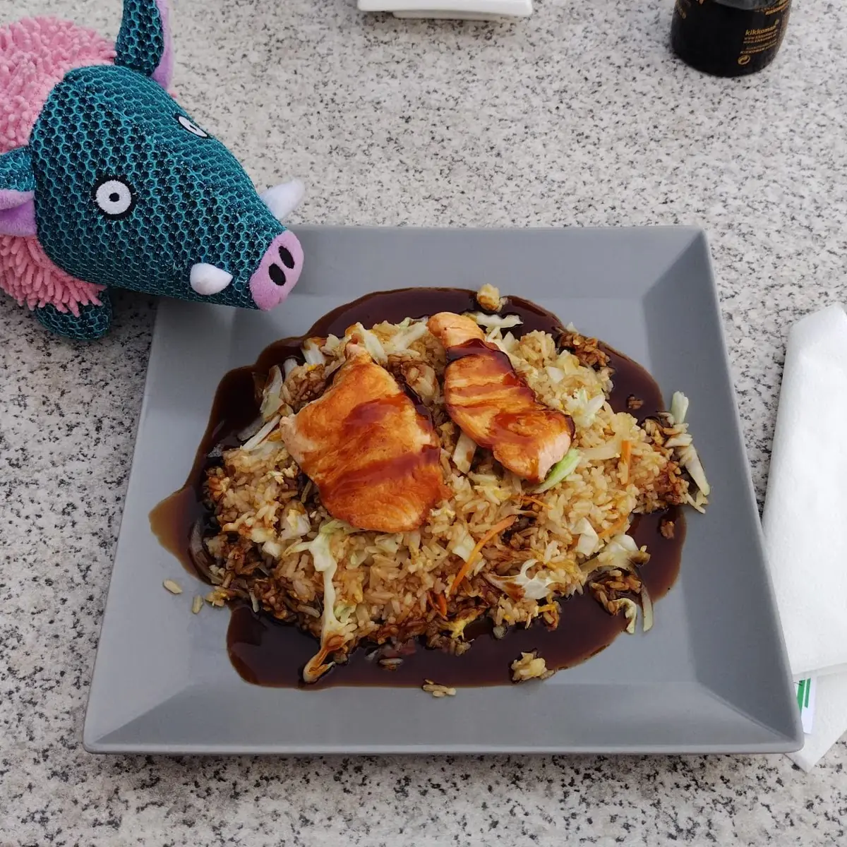 Lachst Mit Eierreis Und Dem Rosa Schwein