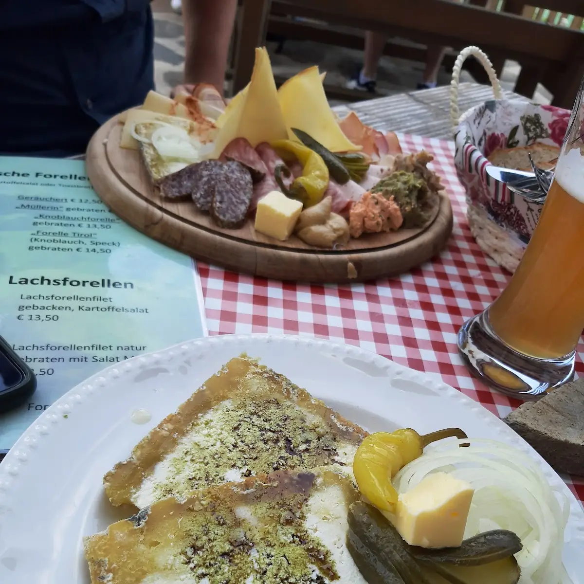 Saurer Graukäse Und Schlegeis Brettljause