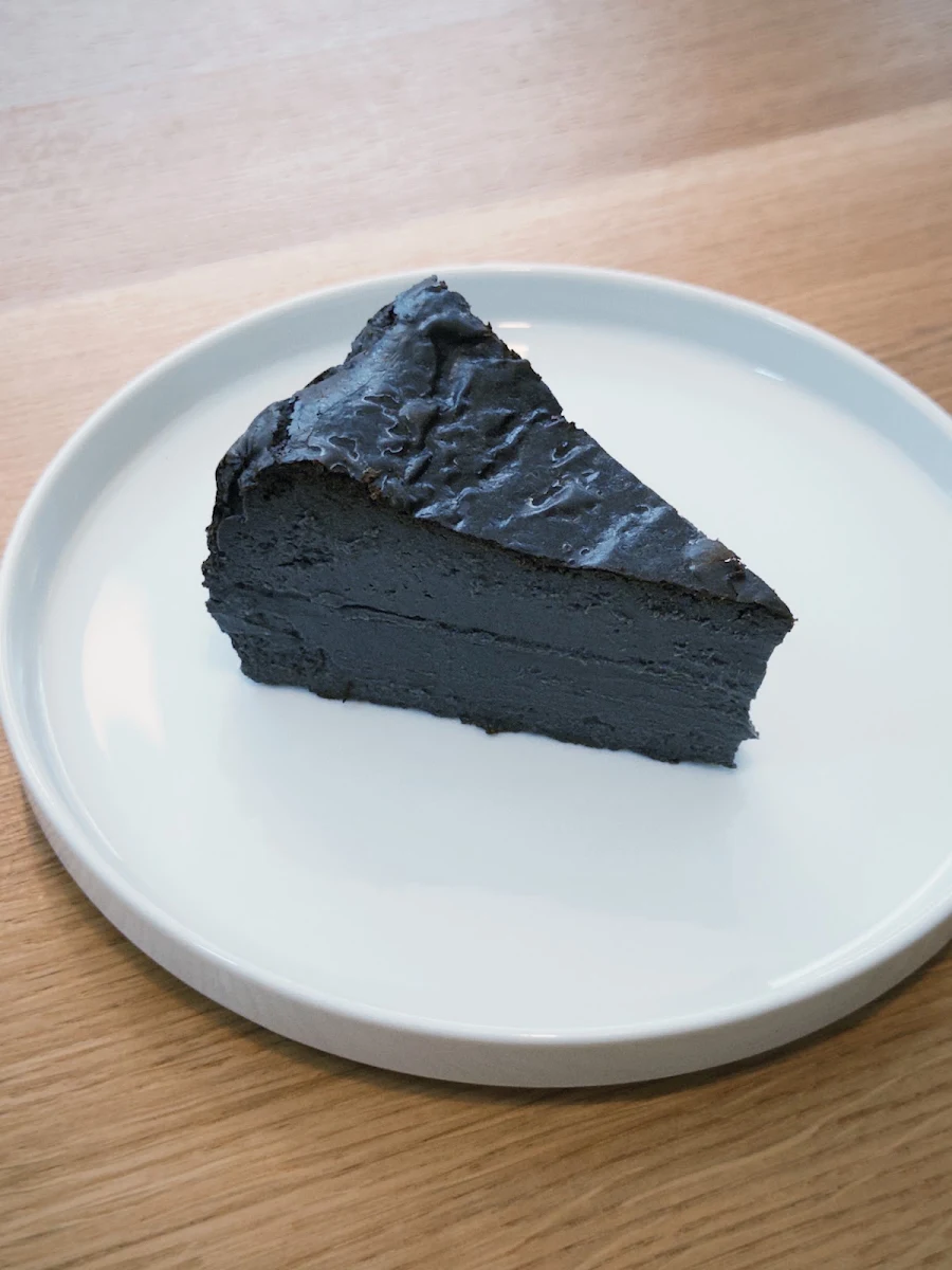 Black Sesame Basque Cheesecake