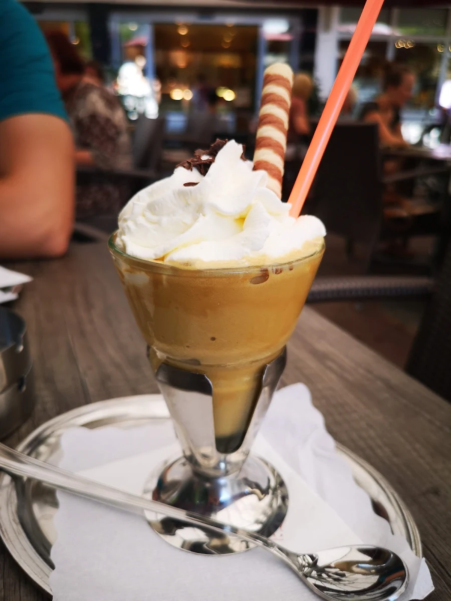 Eiskaffee Klein