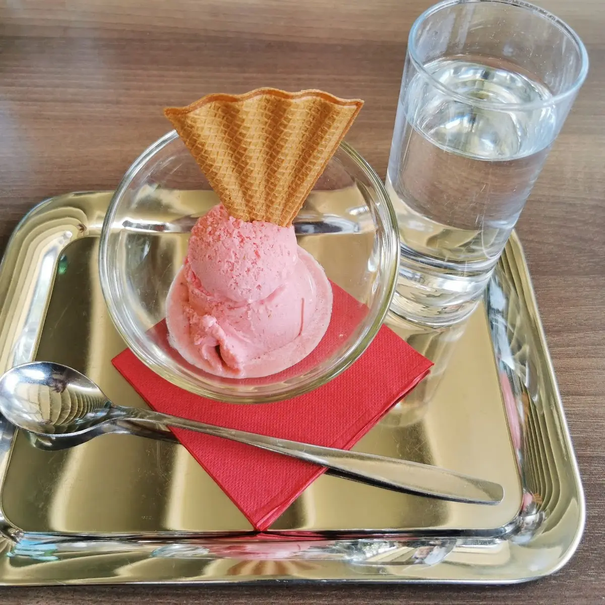 Erdbeereis Von Bortolotti