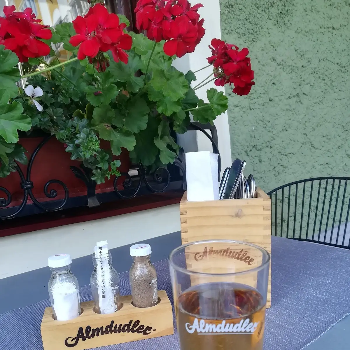 Almdudler