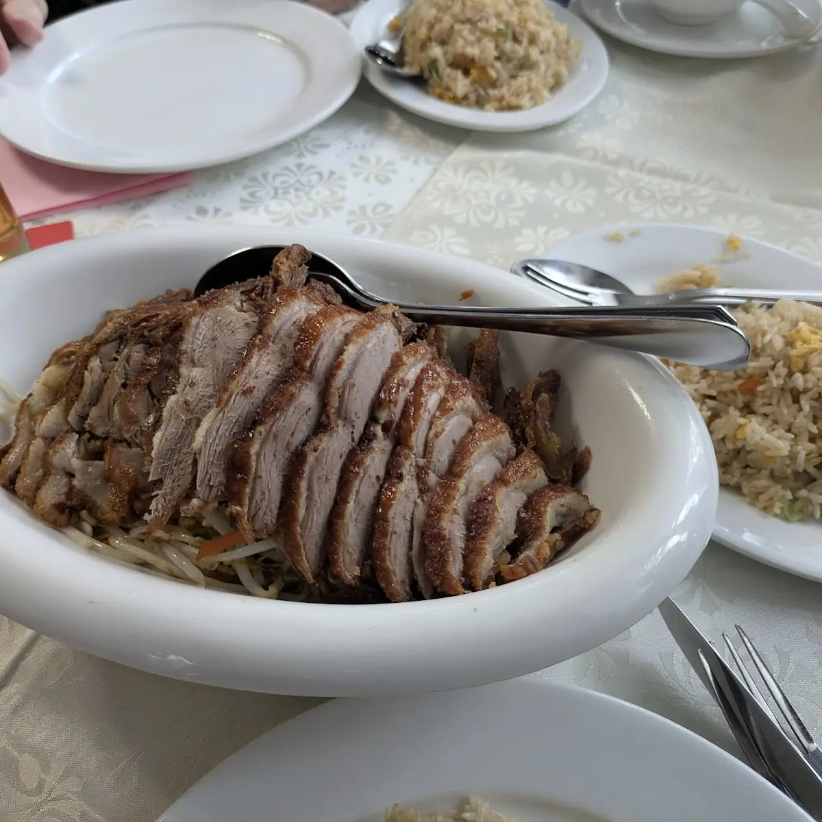 Knusprige Ente Mit Sojasprossen