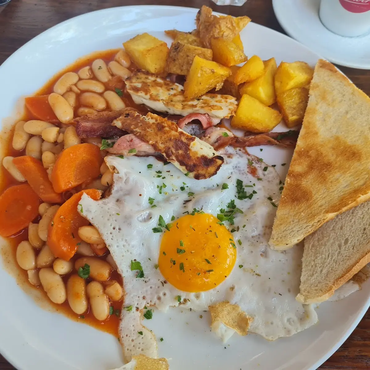 English Breakfast Sandwich