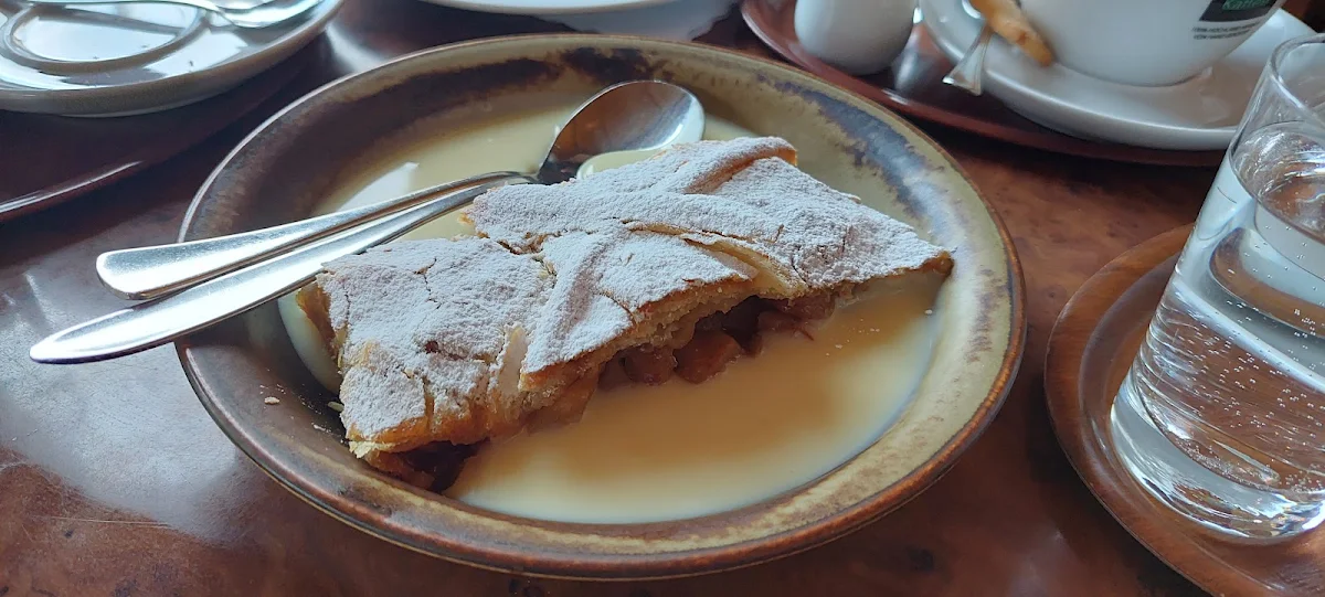 Apfelstrudel Mi Vanillesoße