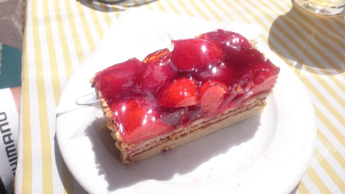Erdbeerschnitte
