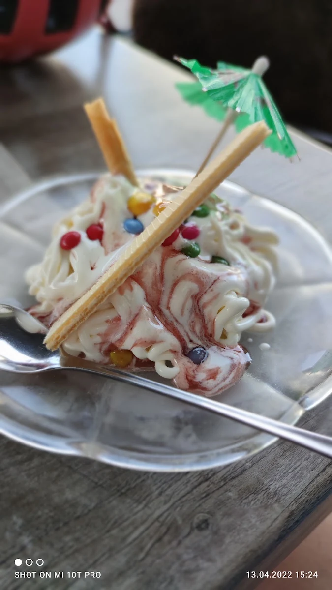 Kleines Spagetti Eis