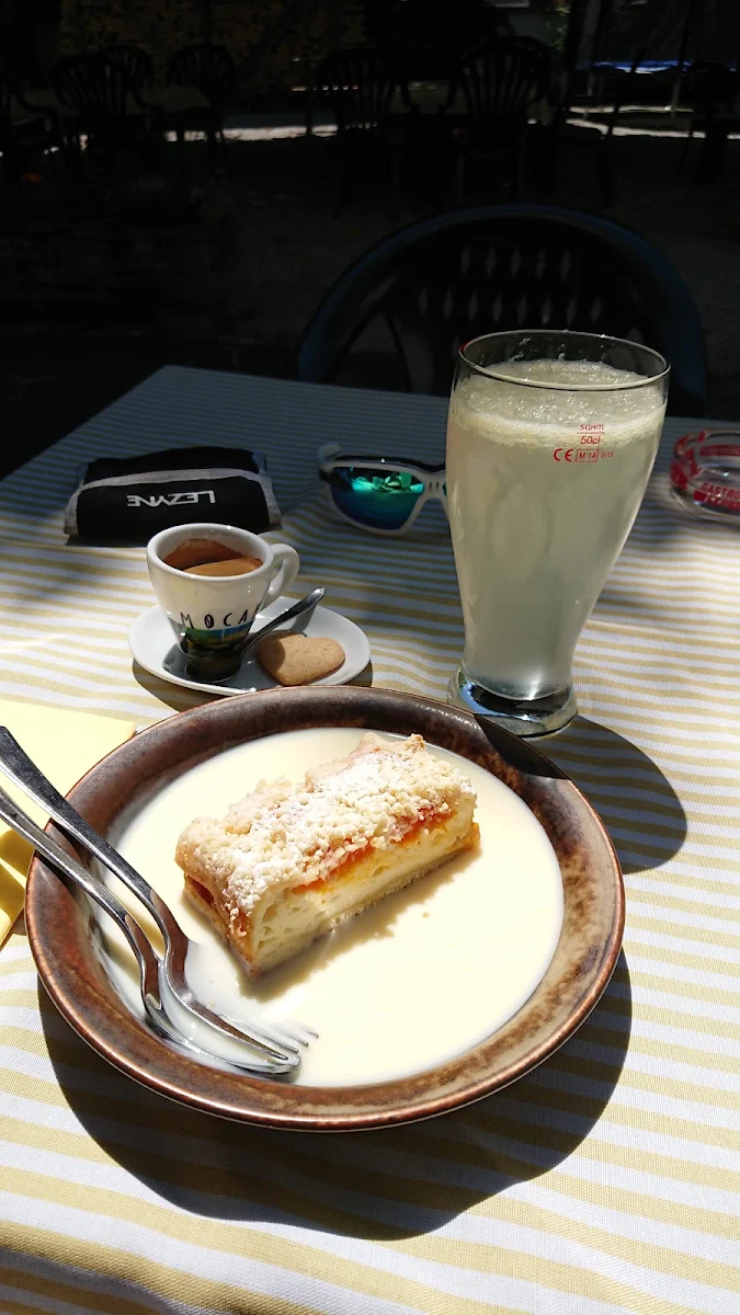Topfen Strudel Mit Vanillepudding
