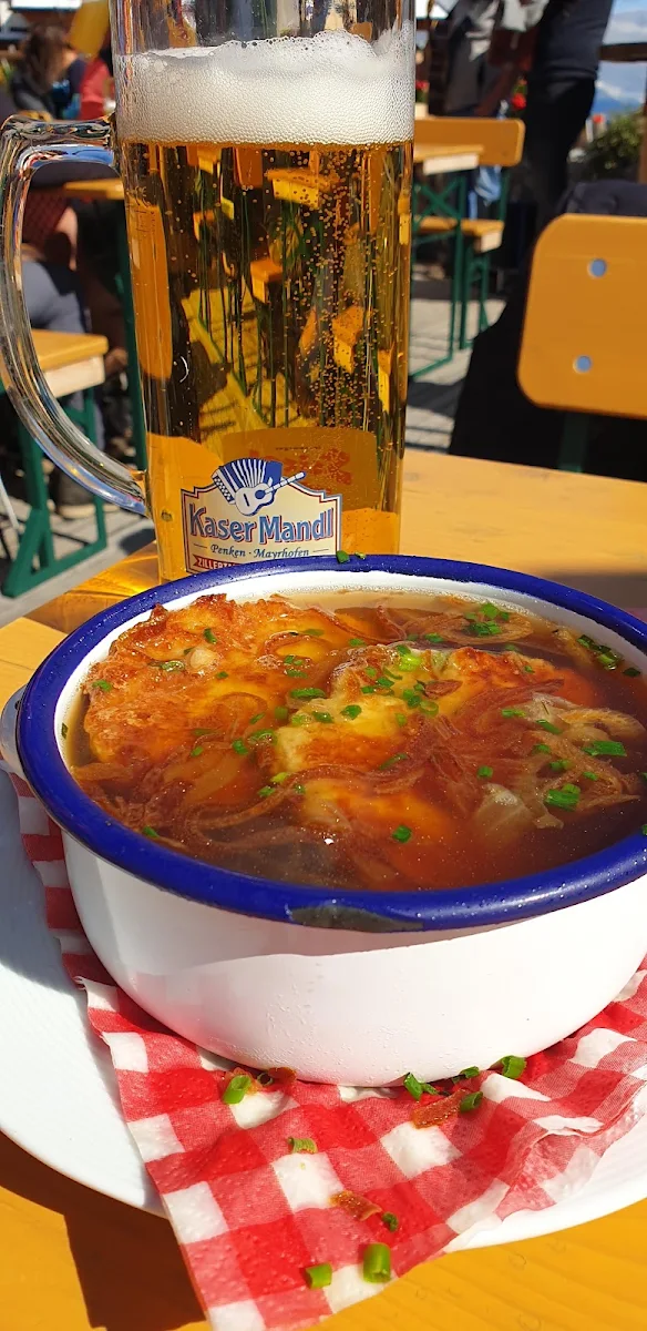 Kaspressknödelsuppe