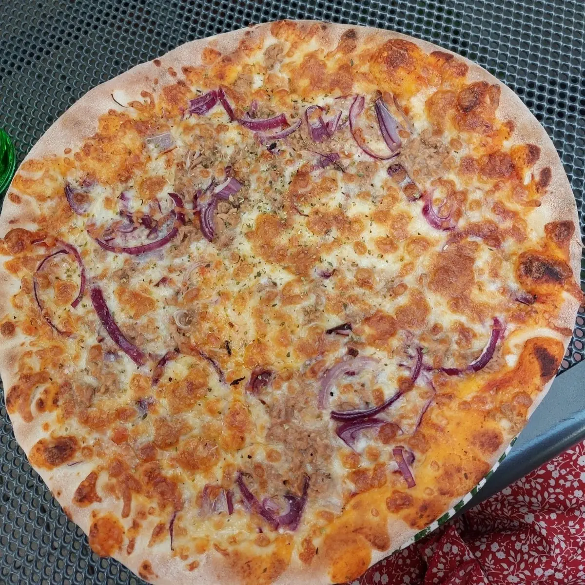 Pizza Al Tonno
