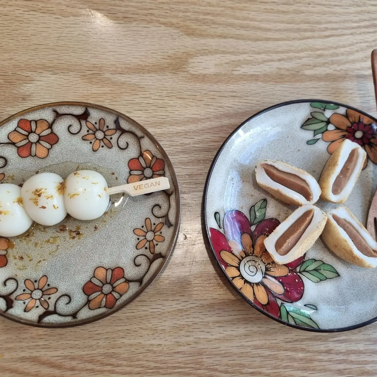 Dango And Mocchi