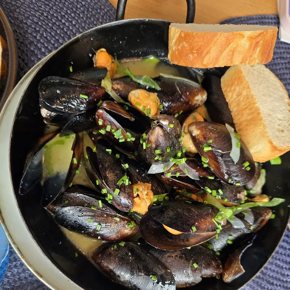 Muscheln In Weinsauce