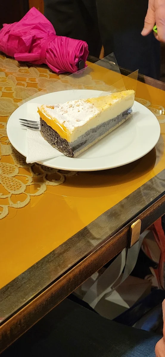 Käse-mohn-kuchen
