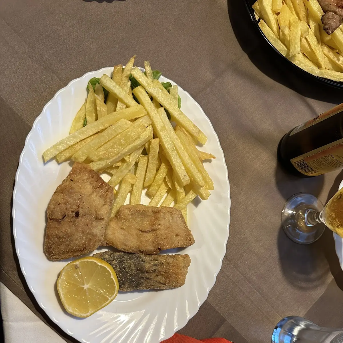 Karpfen Mit Pommes