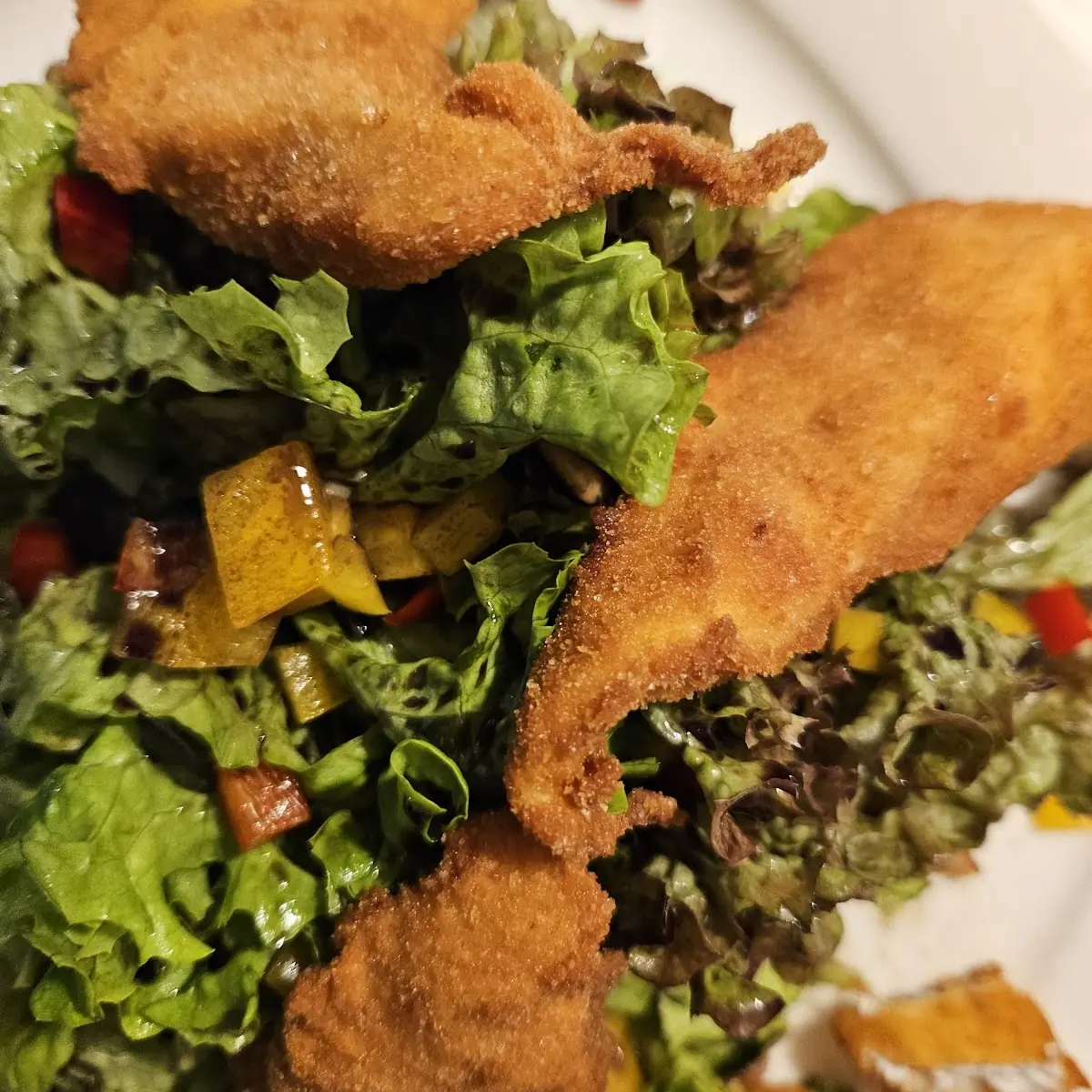 Backhendelsalat