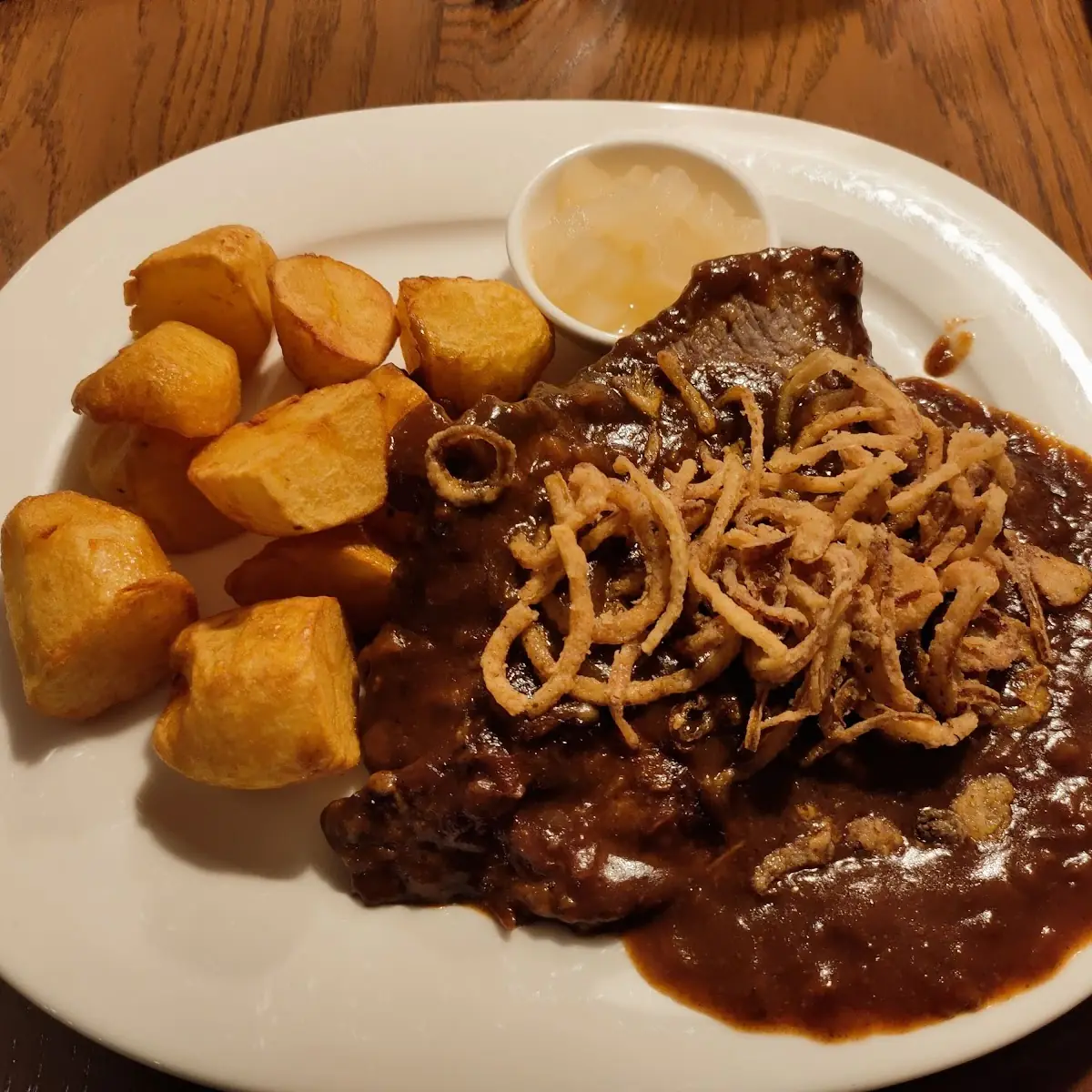 Zwiebelrostbraten Mit Beilage
