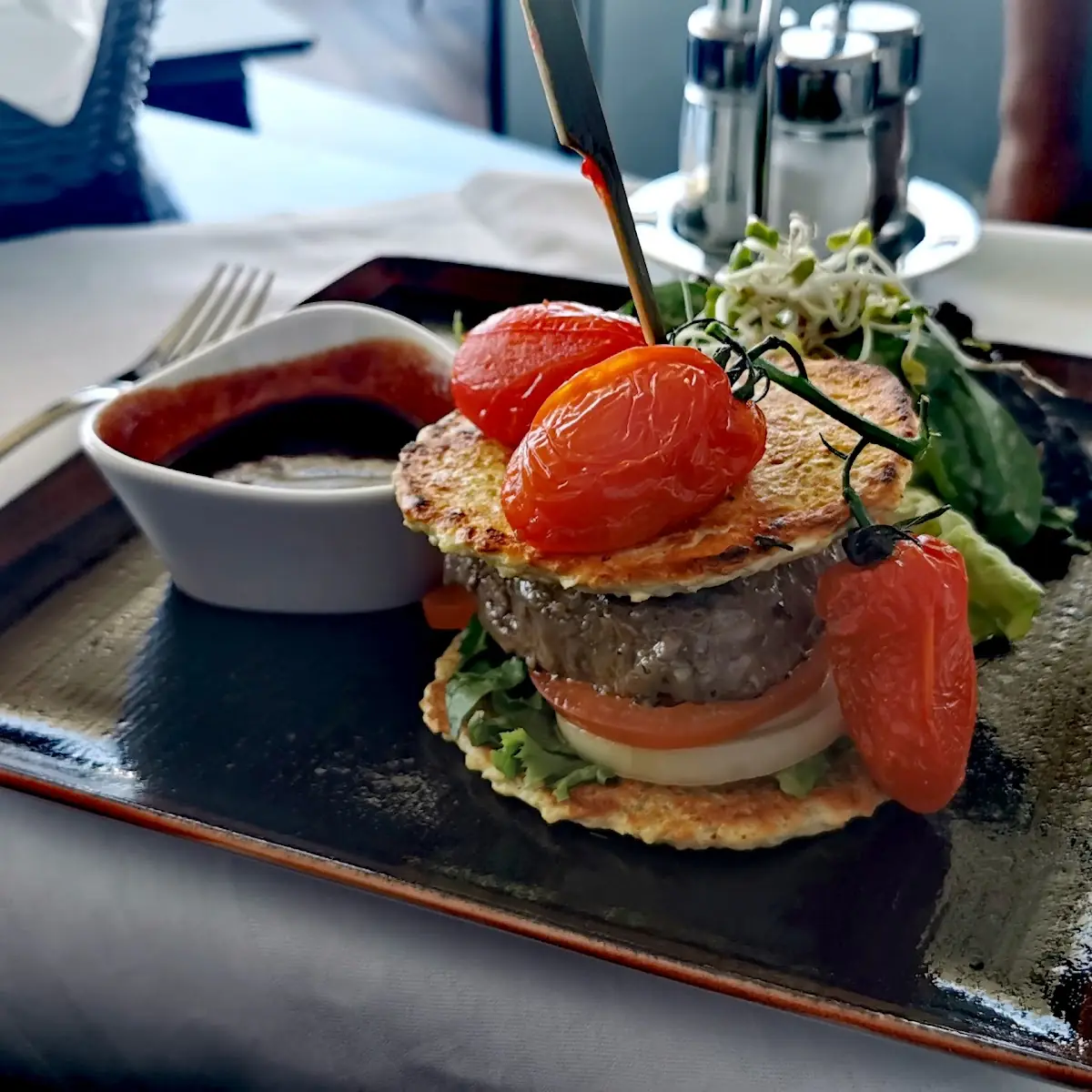 Globe Trotter Burger
