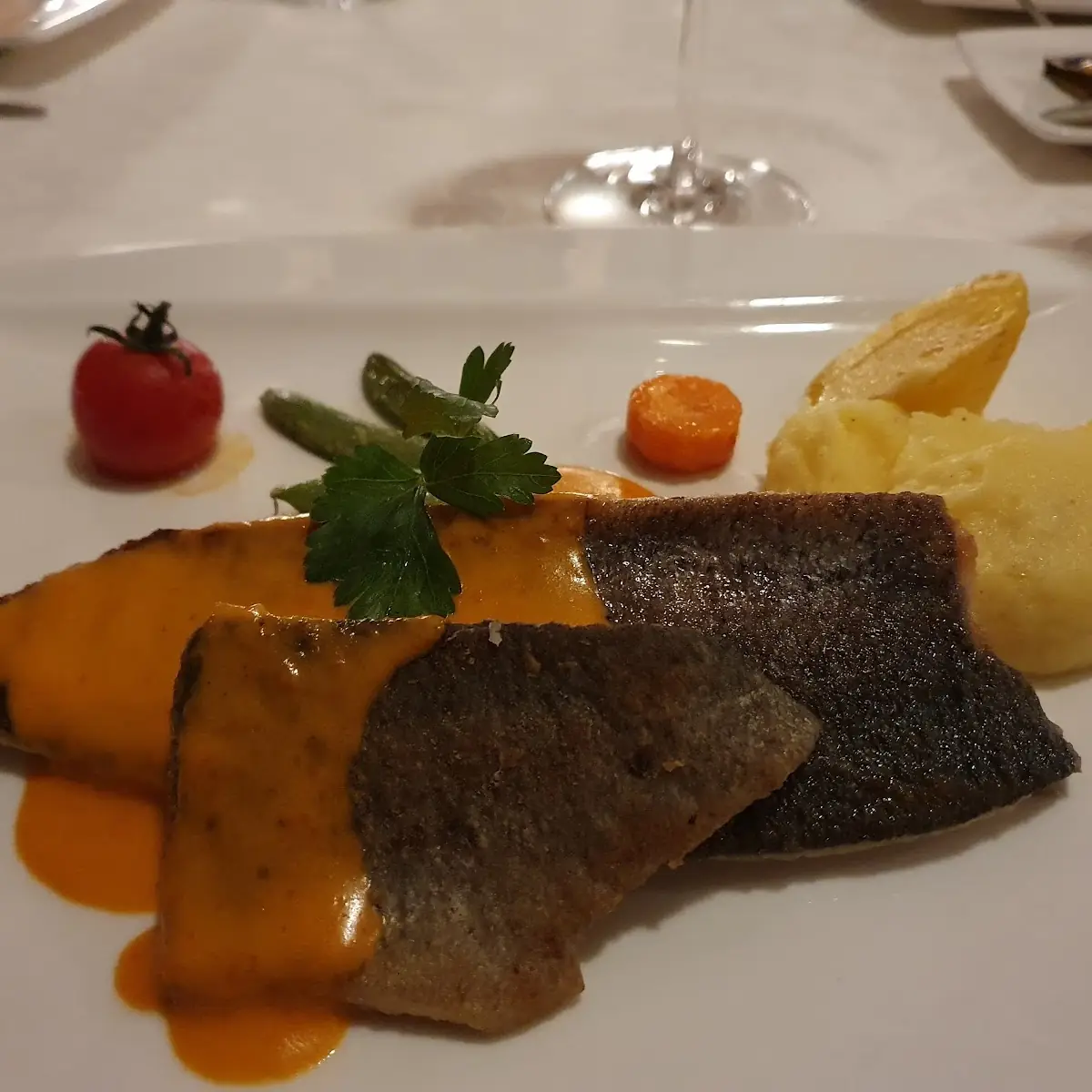 Kärntner Laxn Mit Püree