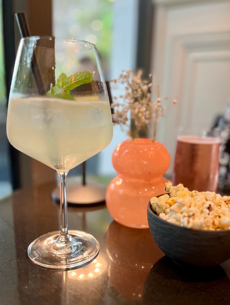 Lillet Spritz